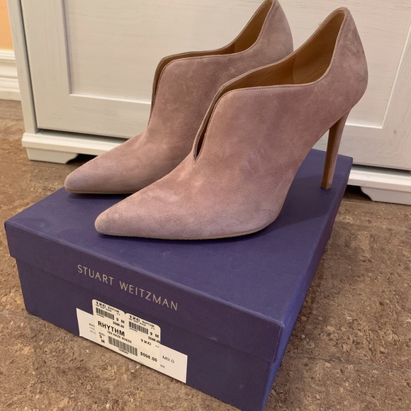 Stuart Weitzman Shoes - Never worn Stuart Weitzman Rhythm Bootie size 9